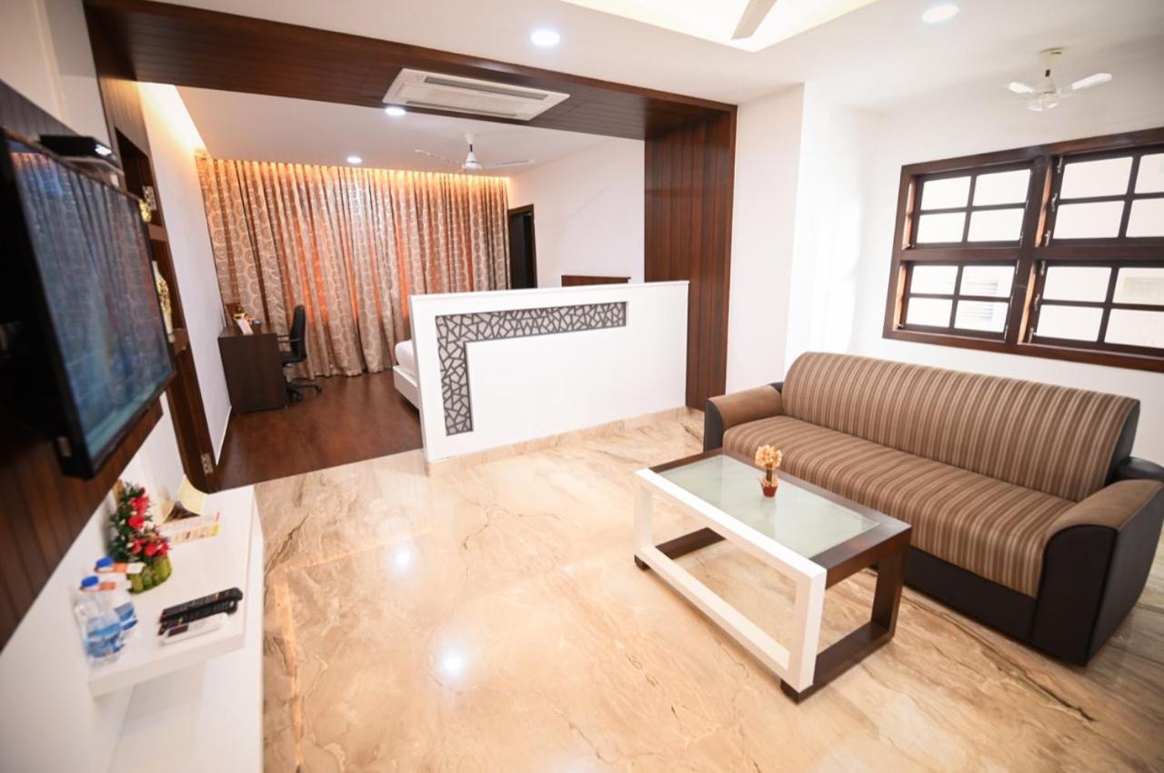 Chola Serviced Apartment Tiruchirappalli Luaran gambar