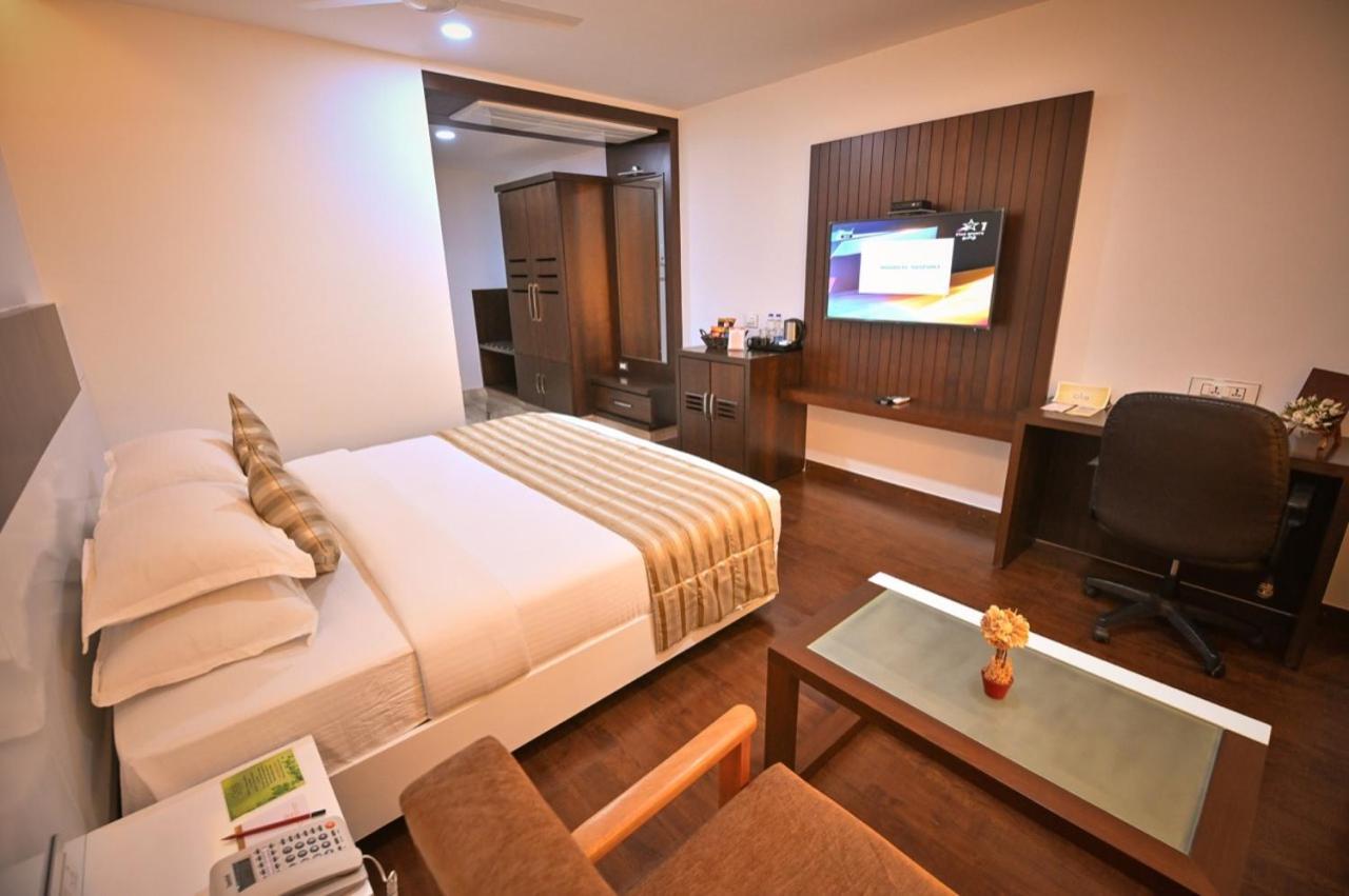 Chola Serviced Apartment Tiruchirappalli Luaran gambar